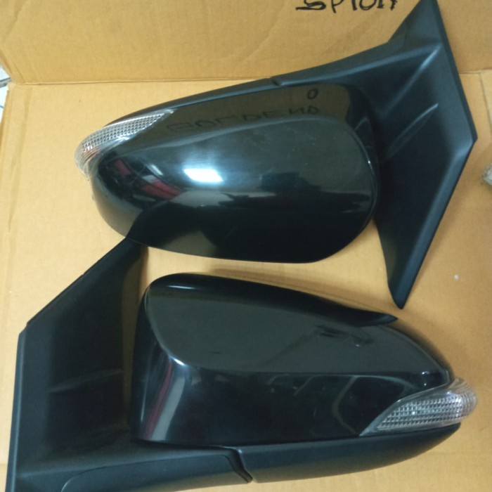 [Original] Spion Mobil Daihatsu Sigra R Tahun 2016-2017-2018-2019 Original Limited