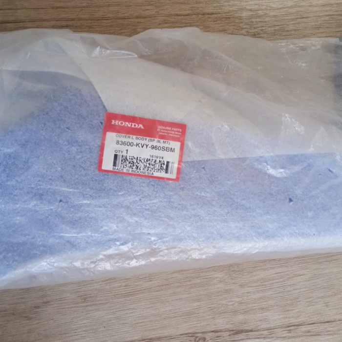 Cover L Body Biru BEAT KARBURATOR ORI AHM 83600KVY960SBM ORIGINAL