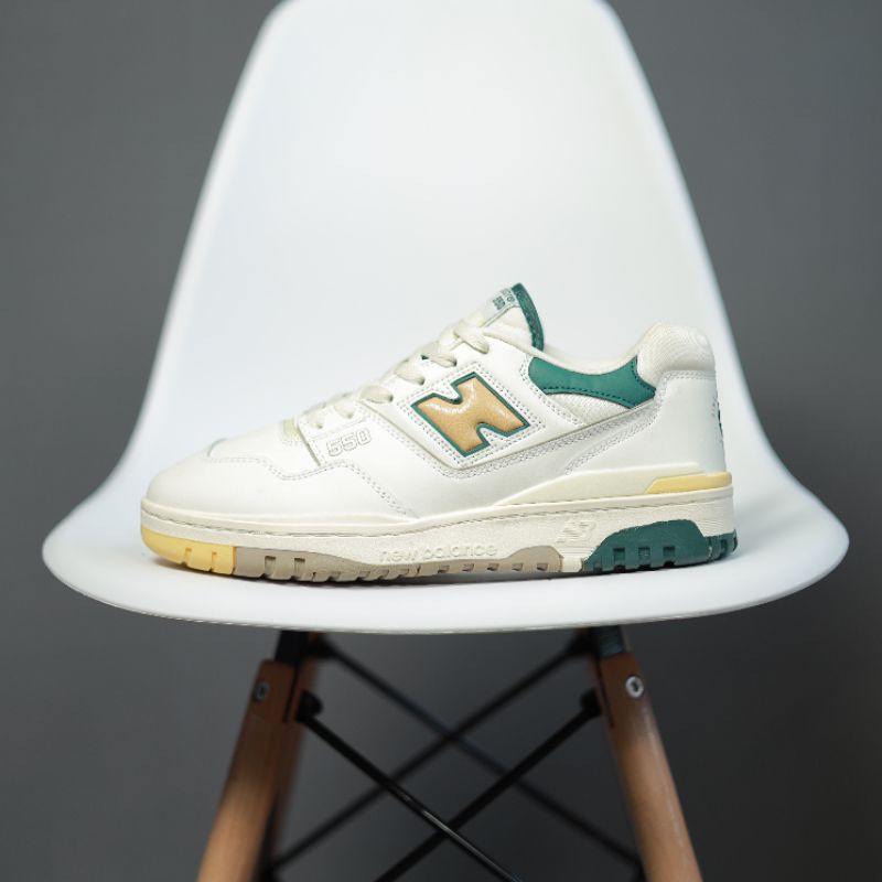 SEPATU NB 550 X ALD WHITE NATURAL GREEN LIME