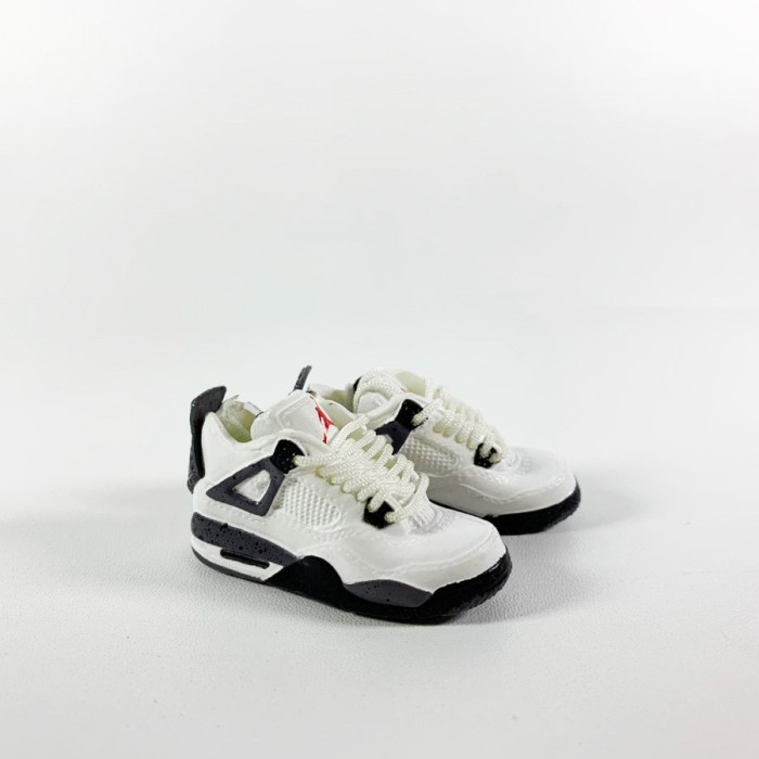 Air Jordan 4 Aj4 White Cement 3D Sneakers Keychain Miniatur Ready