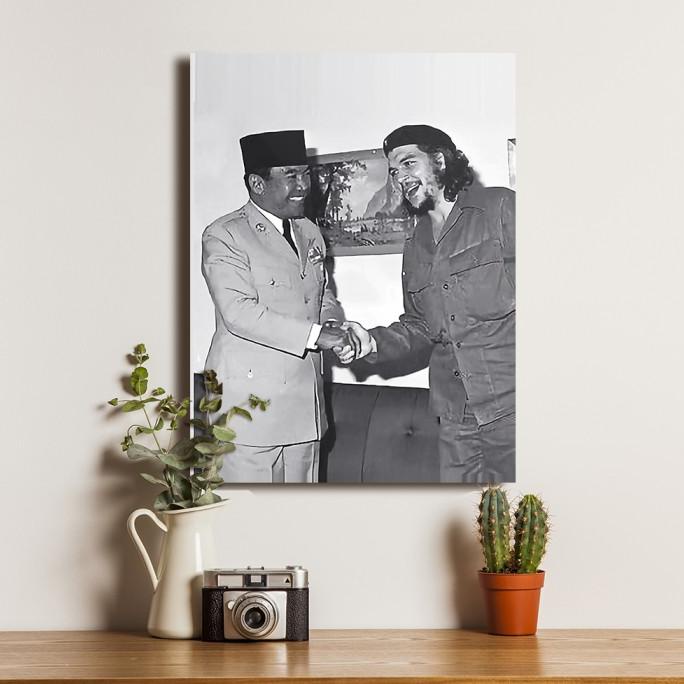 #@#@#@#@] Poster Ir Soekarno Che Guevara Salaman - Dekorasi Hiasan Dinding Kayu