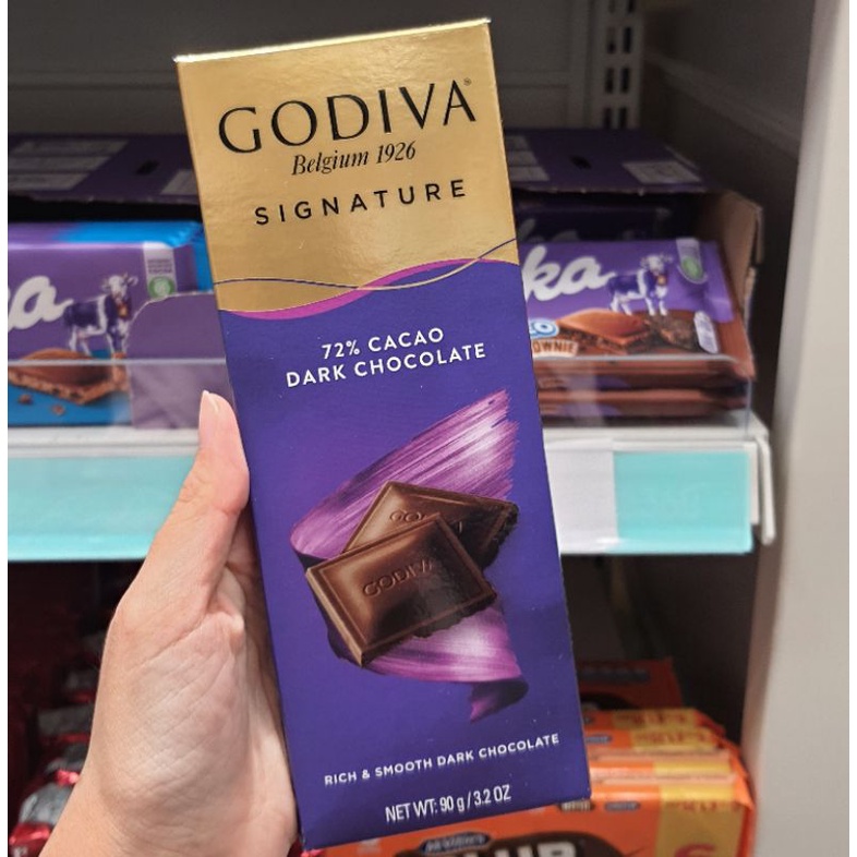 

GODIVA SIGNATURE - 72% Cacao Dark Chocolate