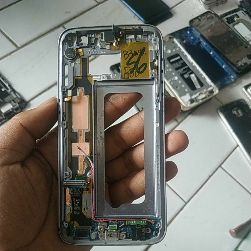Tulangan bekas Samsung g930d/S7 flat