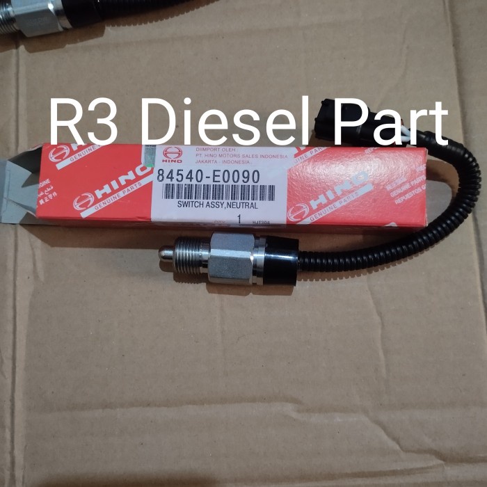 Switch Assy Transmisi Hino 500 FM260JD /84540-E0090