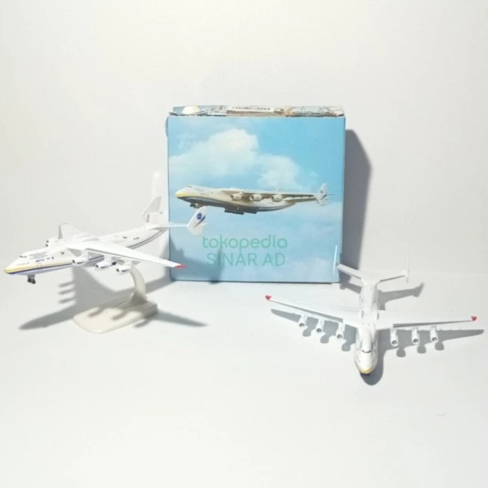 MINIATUR PESAWAT / MODEL PESAWAT / DIECAST PESAWAT ANTONOV AN225 MRIYA