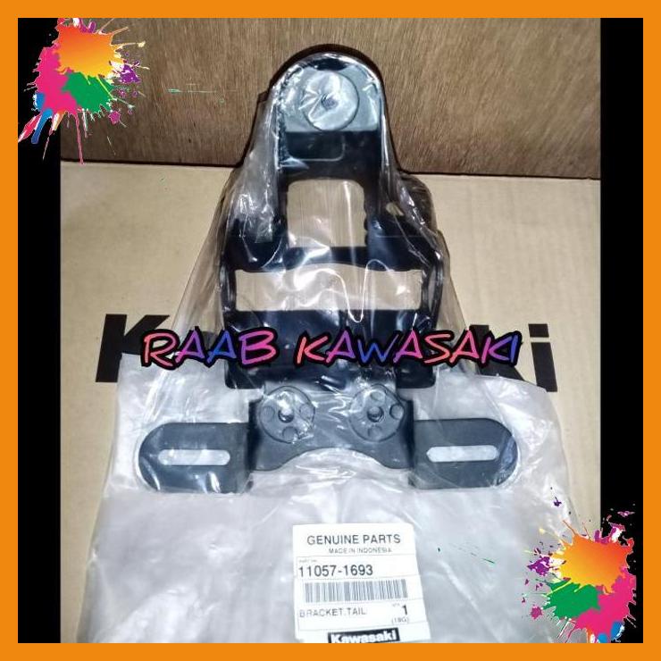 bracket braket lampu stop belakang w175/w175tr original kawasaki [rab]