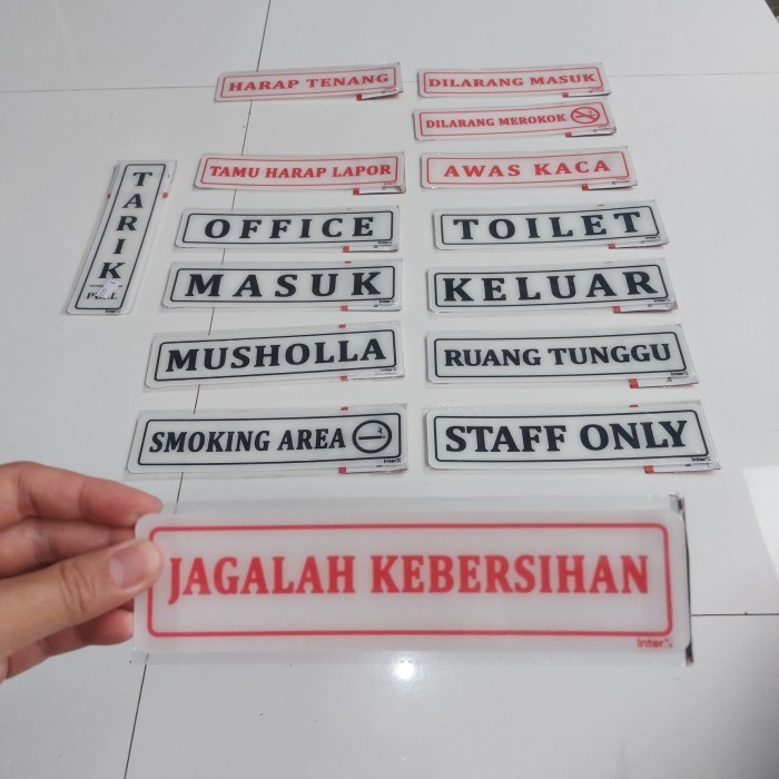 

TERMURAH! Sign Akrilik Tulisan JAGA KEBERSIHAN Bahan PP 5x20cm 1 Buah