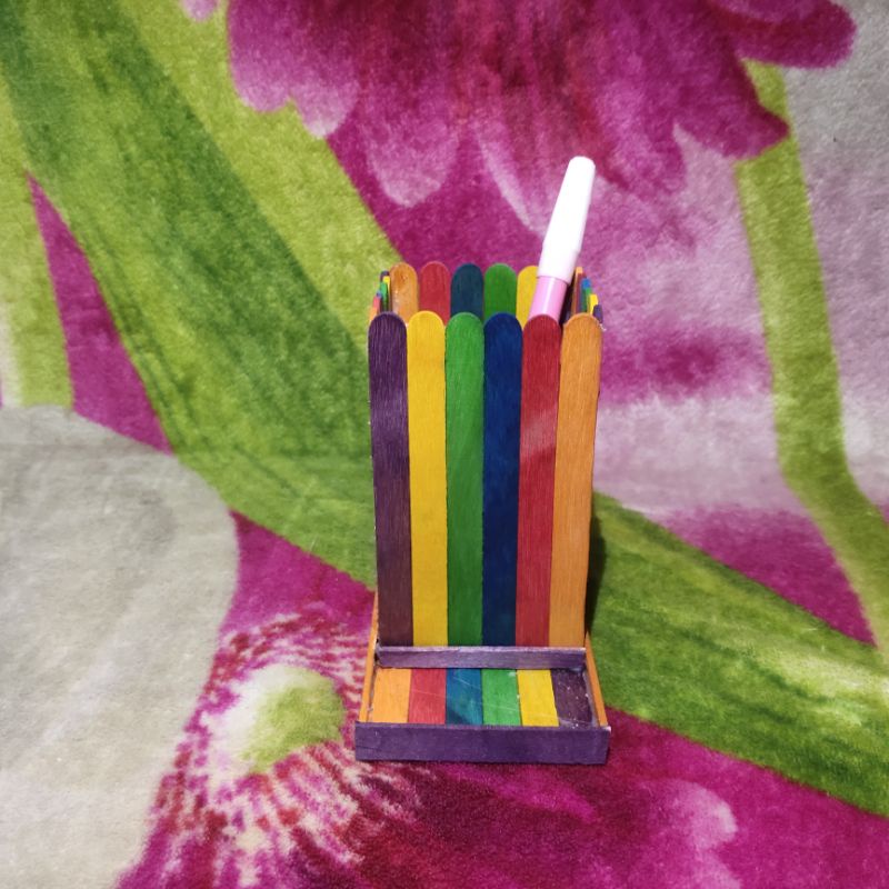 

Tempat pensil stik es krim 6 warna