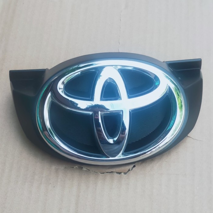 ✅Original Logo Breket Grill Innova 2008-2011 Original Limited