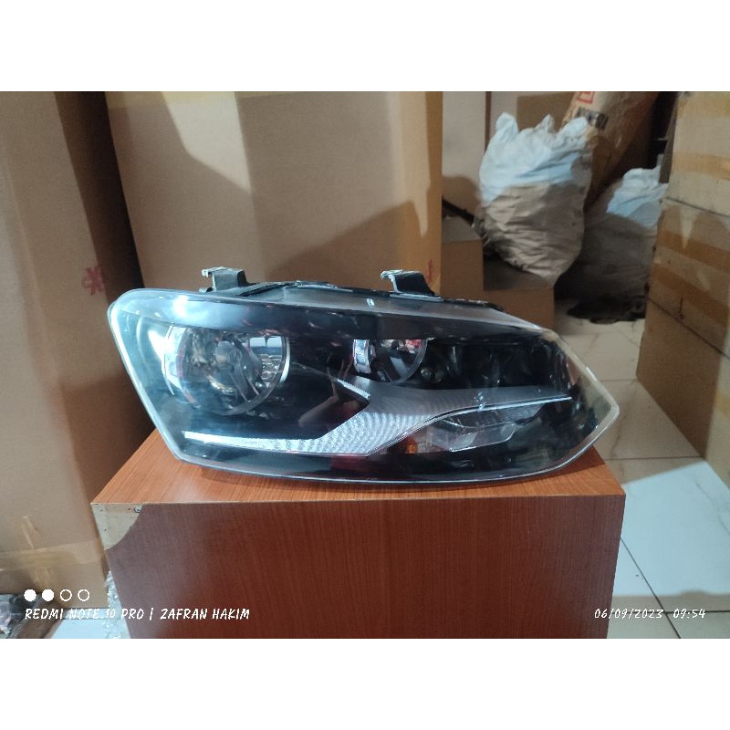 Headlamp VW polo 1.5