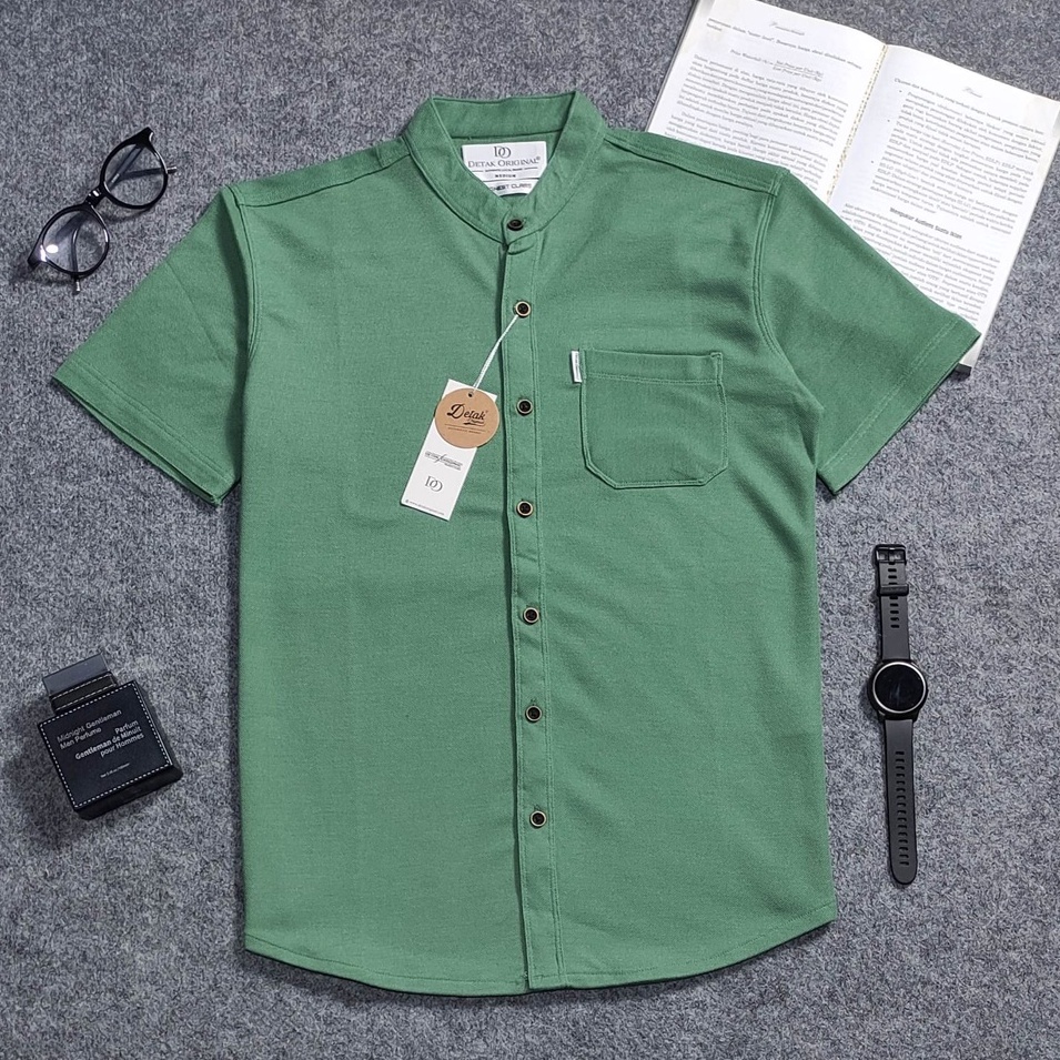 Detak Original Shanghai Kemeja Polos Pria Lengan pendek Kerah Sanghai Sage Green
