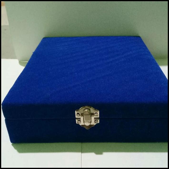 

BEST DEAL BOX BLUDRU/KOTAK PLAKAT/BOX PLAKAT/19X23X5