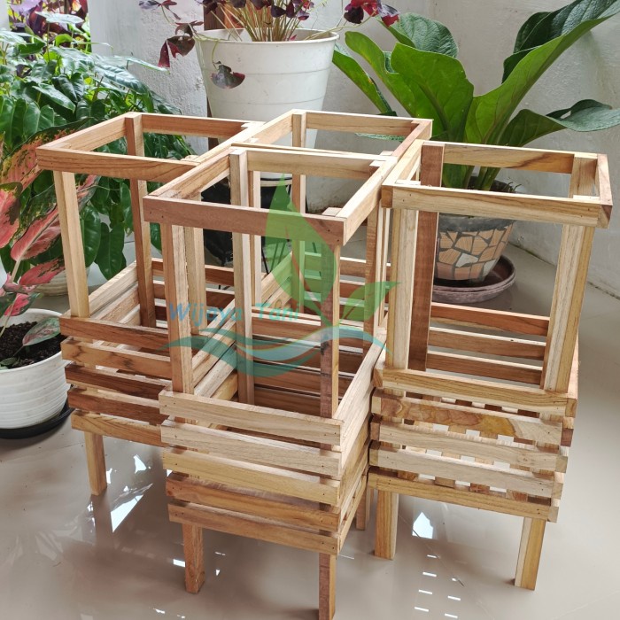 Pot Anggrek Kayu Jati Oven Rak Anggrek