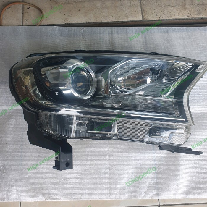 [Baru] Headlamp Head Lamp Lampu Depan Ford Ranger T6 T7 Type Xlt Wildrak Lens Bisa Sameday