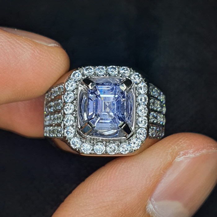 Batu Permata Natural Blue Sapphire SriLanka 1.76 Ct No Heat Sertifikat