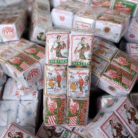 

Berkualitas Teh Nyapu Teh Gopek Teh Sintren Paket 6 pcs