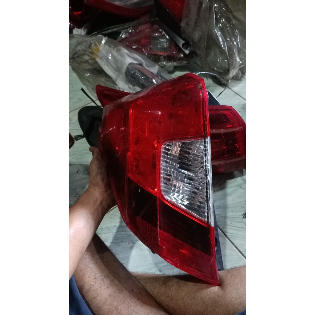 Stoplamp kiri honda jazz gk 5 2014-2015 2016 2017 original
