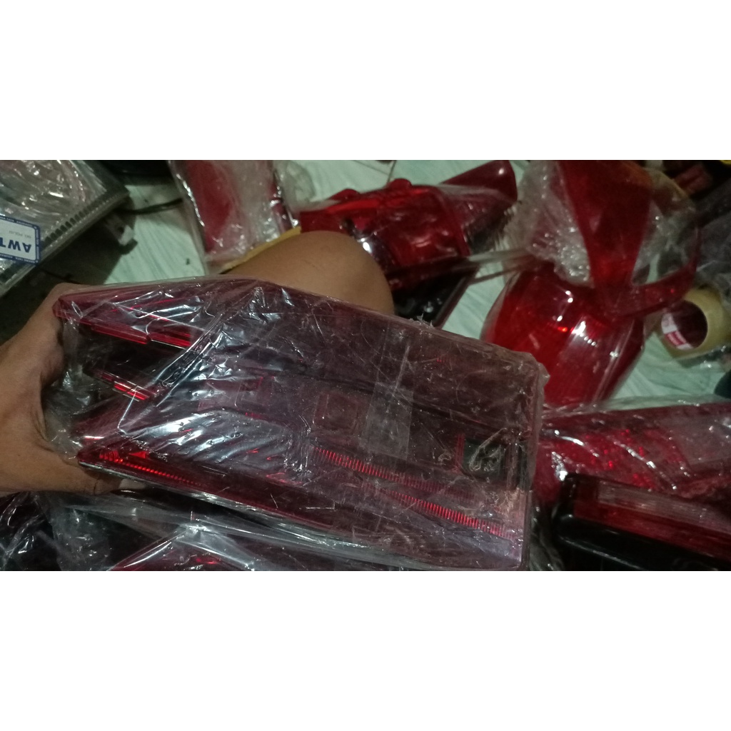 Stoplamp lampu bagasi avanza 2019 G VELOZ