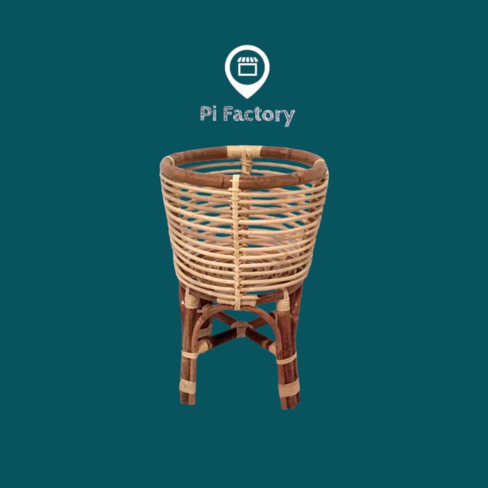 STANDING POT TANAMAN/KERANJANG POT ROTAN -TINGGI 55 CM DIAMETER 35 CM