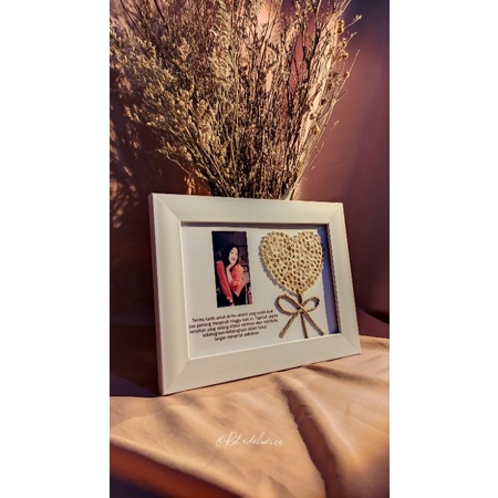 FLOWER IN FRAME (Ukuran 5r+kaca+box)