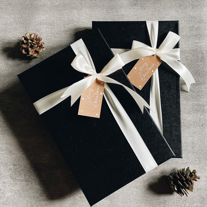 

DISKON MURAH Christmas Hampers Natal / Parcel New Year / Gift Cutlery Set Merry Exc BERRY30.JAYA