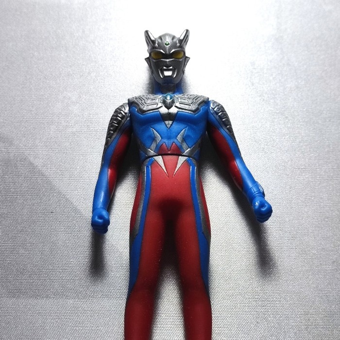 uhs ultraman zero ultra spark doll action figure 14 cm bandai original telorayampuyuh