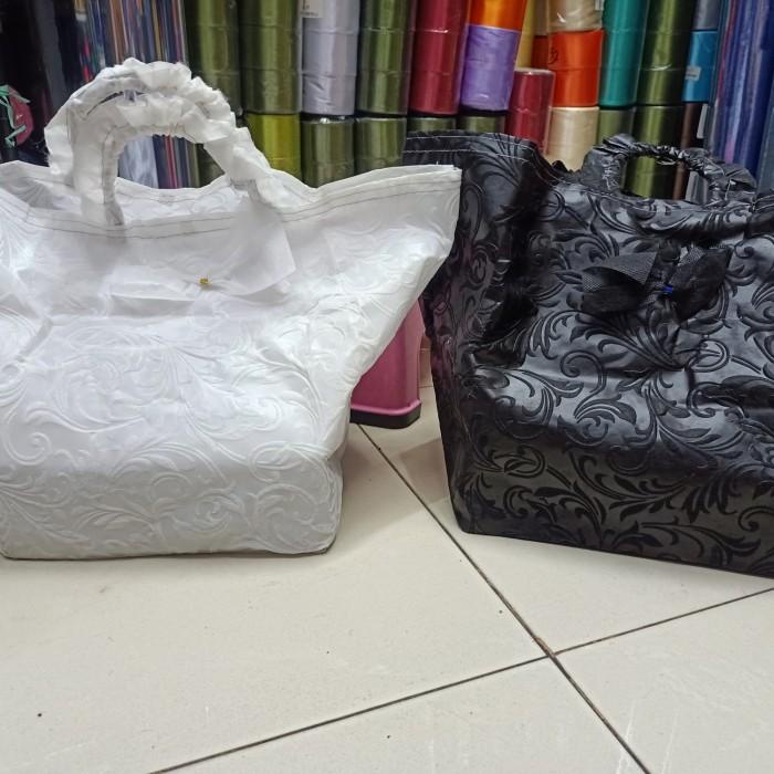 

TERLARIS - TAS SYHARINI BUAT NASI KOTAK 22 ISI 12 PCS TERLARIS NEW