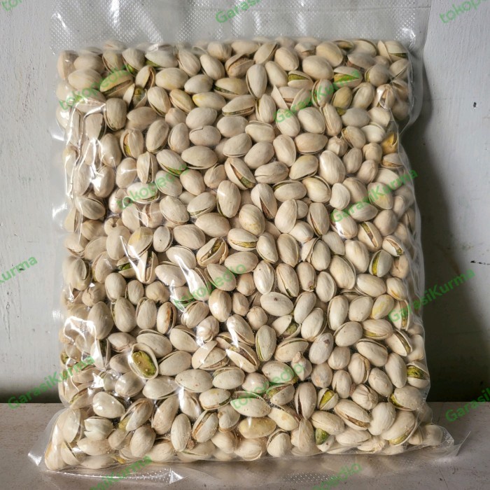 

kacang pistachio 1kg roasted salted premium quality