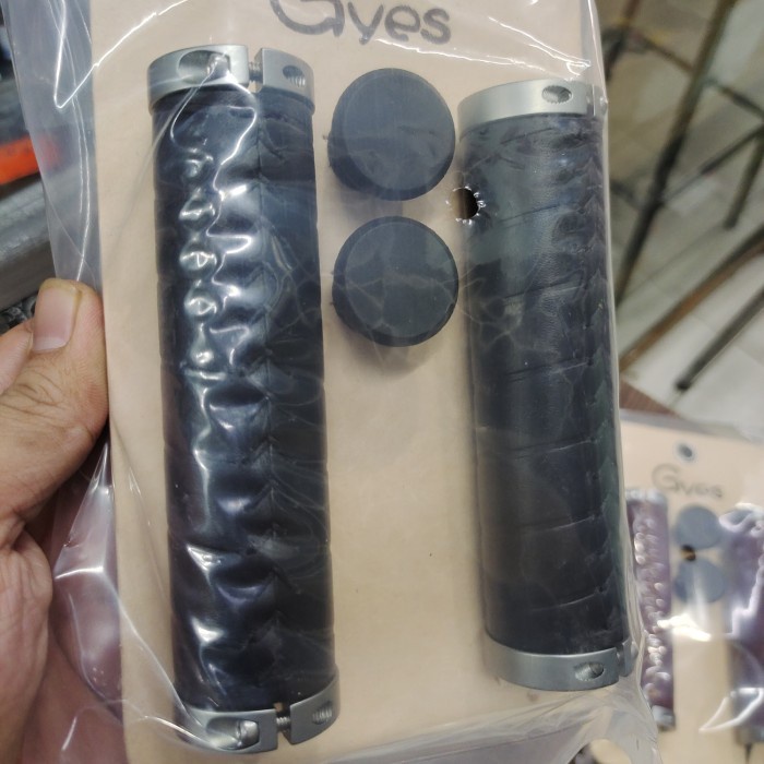 Promo Barang Terlaris  Gyes Grip Kulit Lolipop Grip Gyes G 10362 Hitam
