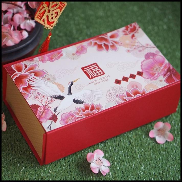 

HOT DEAL HARDBOX IMLEK EXCLUSIVE BISA DILIPAT DAN ISI 3 SET TOPLES !!!!!!