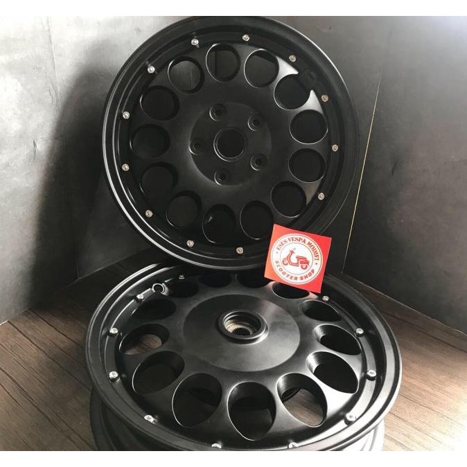Velg Vrossi Quattro Black Untuk Vespa Matic