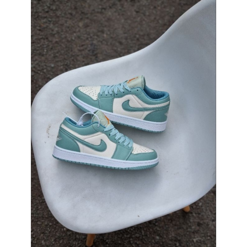 [NEW ARRIVALS] BEST PRODUCT Sneakers Pria Air Jordan 1 Low White Tosca Premium