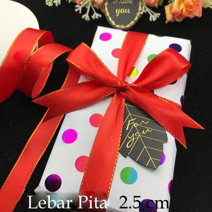 

ern Pita Merah Lis Gold 2.5 cm / Pita Kado Natal Imlek