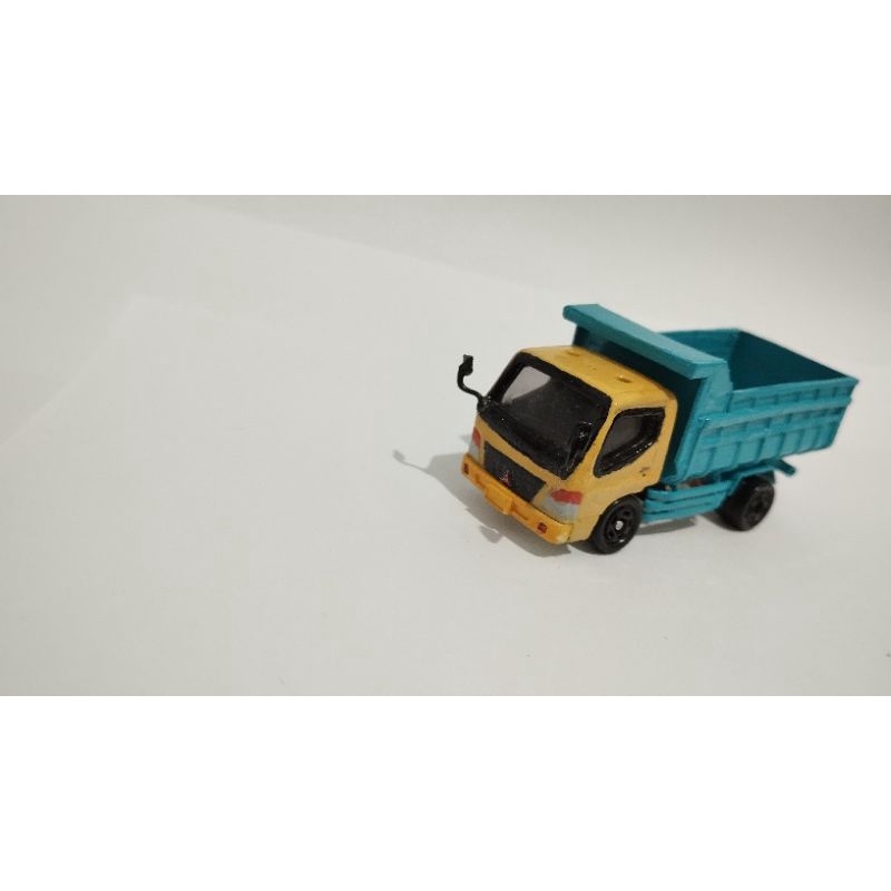 diecast miniatur truck truk Canter fuso truk pasir tomica mitsubishi Canter