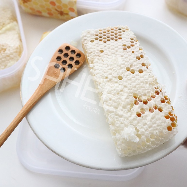 

[Terlaris] Sarang Madu Utuh Murni 500Gr Saheela Melifera Honey Comb 100 %