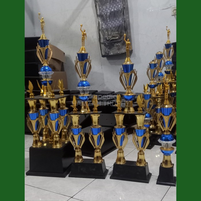 Trophy Piala 1 Set Juara 1234(Kaki 4,Kaki 2,Kaki