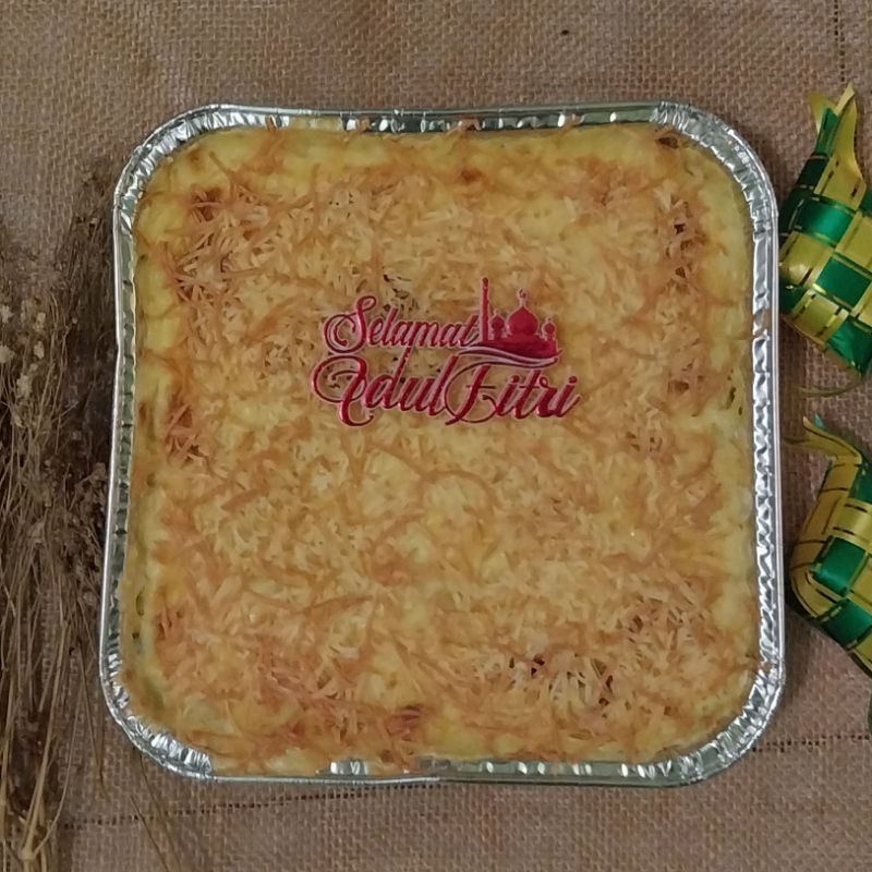 

Macaroni Schotel (Large, ukuran : 20x20)