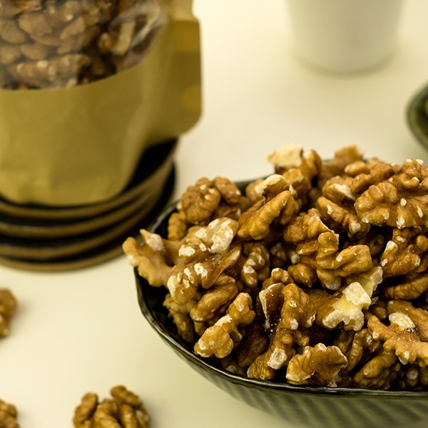 

Roasted Salted Premium Walnut 500G (Kacang Otak Panggang Asin Ringan)