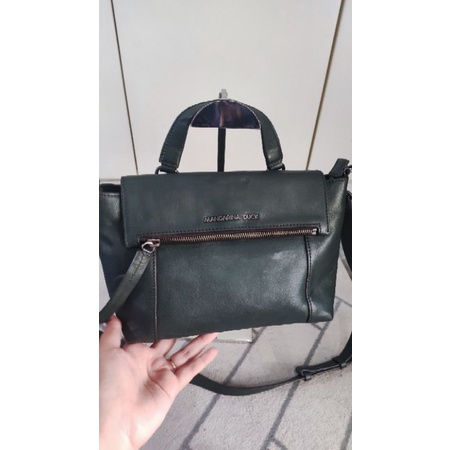 sling / tas selempang kulit asli mandarina duck preloved