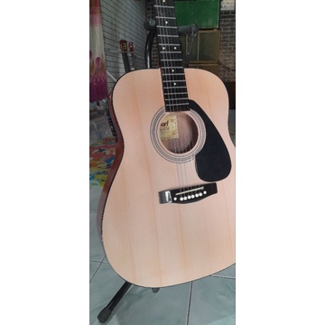 gitar cort akustik elektrik