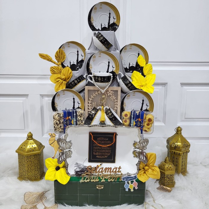 

Kualitas terbaik] Paket Dekorasi Lebaran Idul Fitri Hampers Parcel Hadiah Kue Kering 019