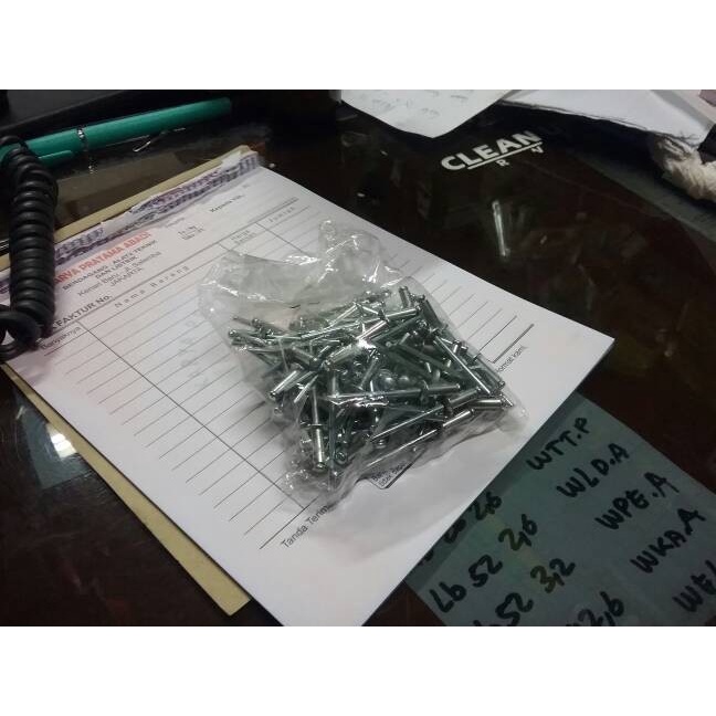 

Super Murah! PAKU RIVET 540 UKURAN 4 MM / PAKU RIVET UKURAN 4 MM X 11 MM Murah