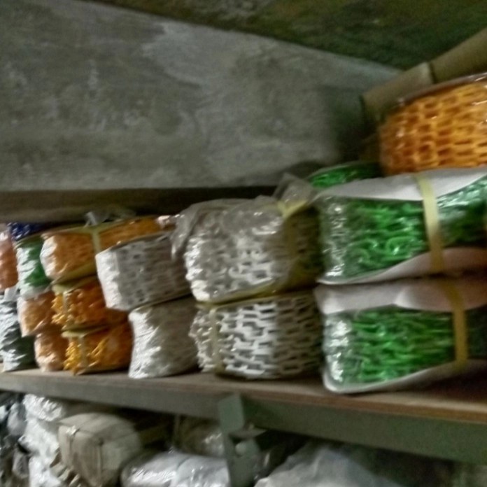 

Rantai Plastik putih- Rantai plastik 6mm x 30 meter