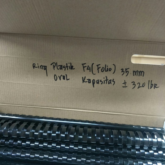 

Spiral Jilid Plastik 35 mm Folio F4 / Dus isi 50