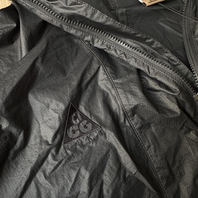 Nike Acg Packable Lightweight Shell Jacket Original Onestopshopz