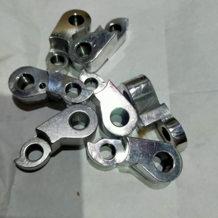 [Baru] Hanger Anting Rd United Epsilon New Terbaru