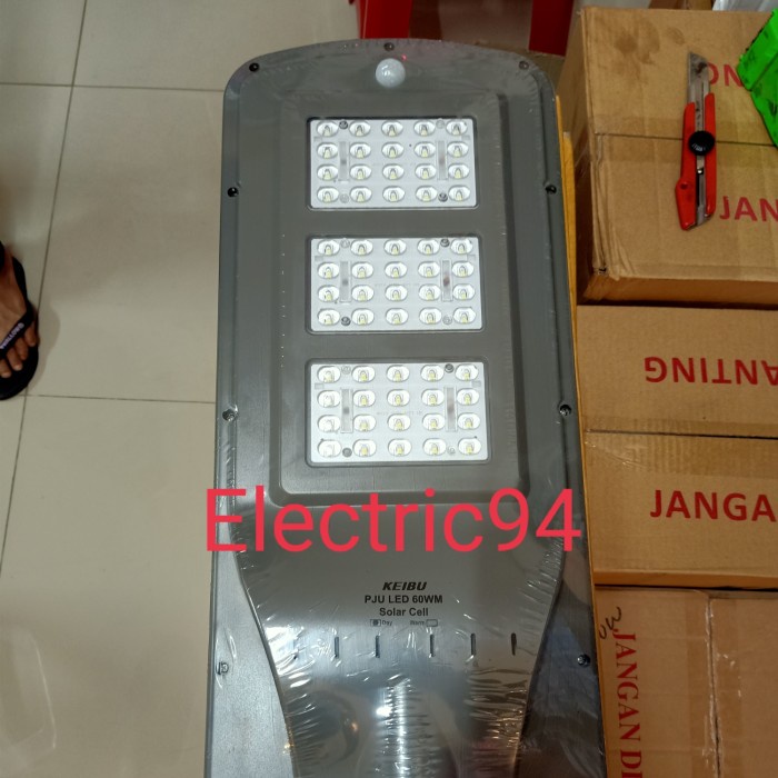 [New] Lampu Pju Solar Cell 60 Watt Berkualitas