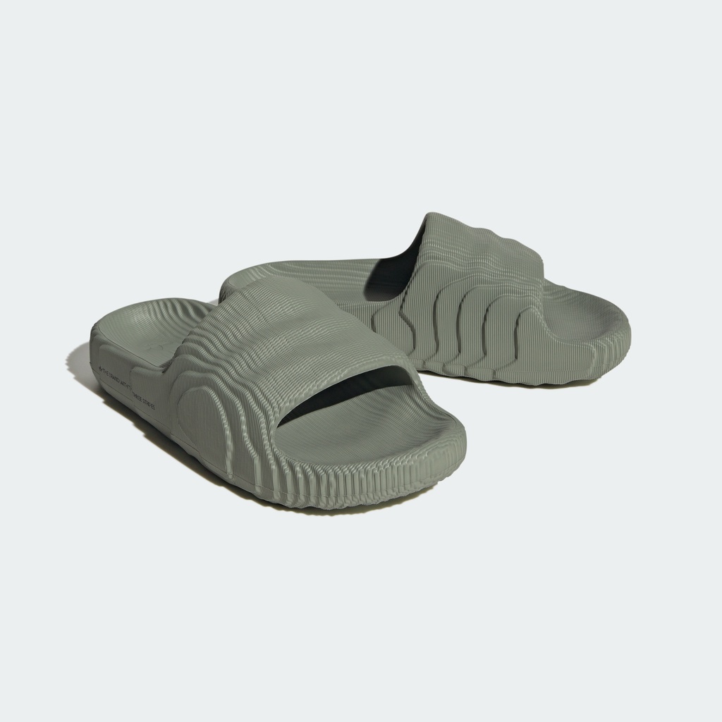 adidas ORIGINALS Slides Adilette 22 Wanita Hijau Sneaker IG8264