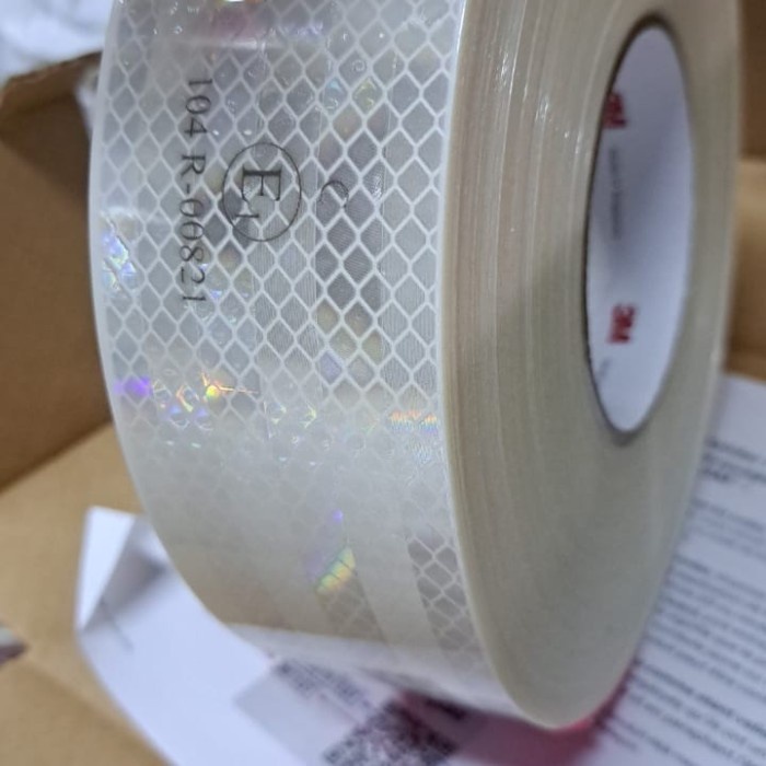

✨Ready 3M 983 -10 White. Scotchlite Sticker 50Mm X 50M Diskon