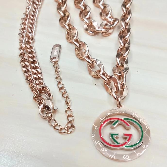 Kalung Titanium Steel Kalung Panjang Wanita Liontin Gucci Colors Terbaik
